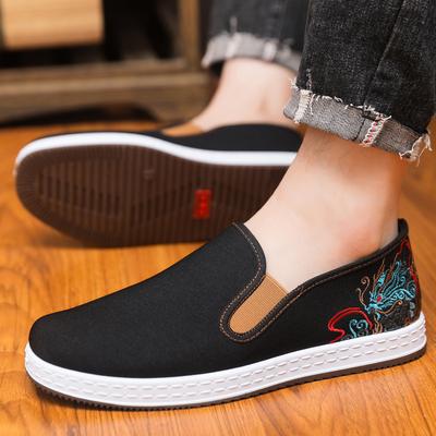 2025 Frühling neue Herrenschuhe bestickt nationaler Stil Herrenstoffschuhe bequem und atmungsaktiv vielseitig weiche Sohle weiche Oberfläche Freizeitschuhe