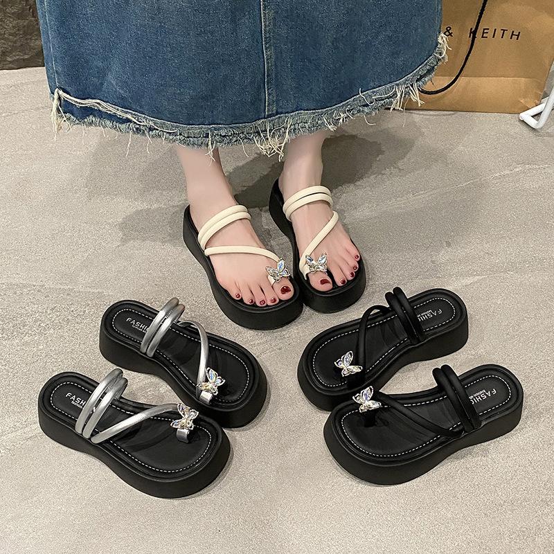 Slippers thick-soled new 2025 fairy style fashion Korean outer wear female summer with skirt cover toe round head cool slippers