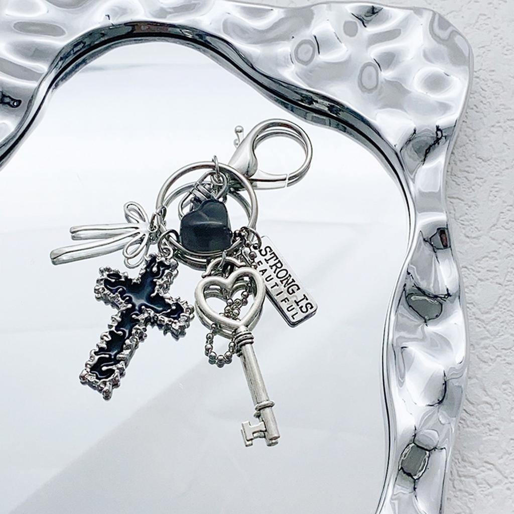 Fashion Heart Lock Bows Keychain Fashion Alloy Metal Keyring Unique Handbag Charm Decoration for Men and Women
