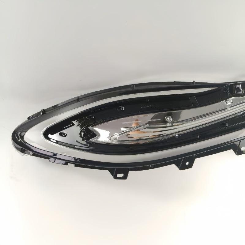 **Hongqi E-QM5 (21-24) Daytime Running Light Clear Cover Lampshade**