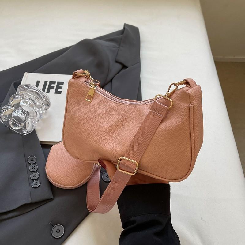 Stylish 2024 Minimalist Women's Shoulder Bag With Synthetic Leather Lining