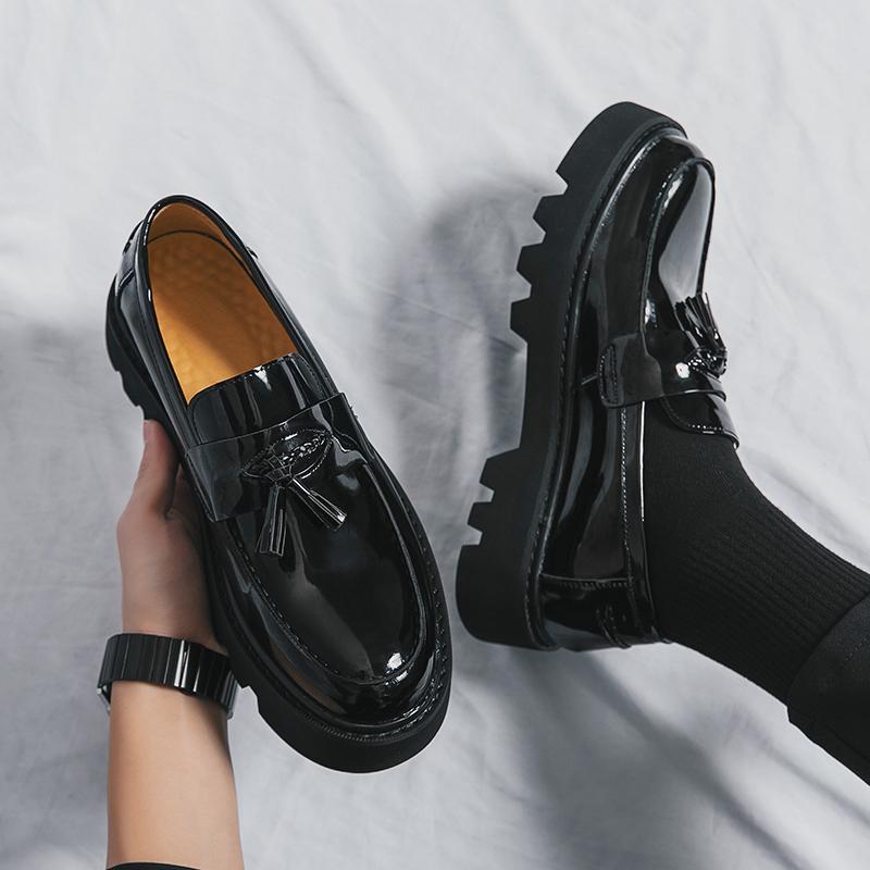 Fashion Men Business Loafers Men Thick Soled Wear-resistant Comfortable Fashionable Big Head Leather Shoes Men Tassel Shoes Size 38-45