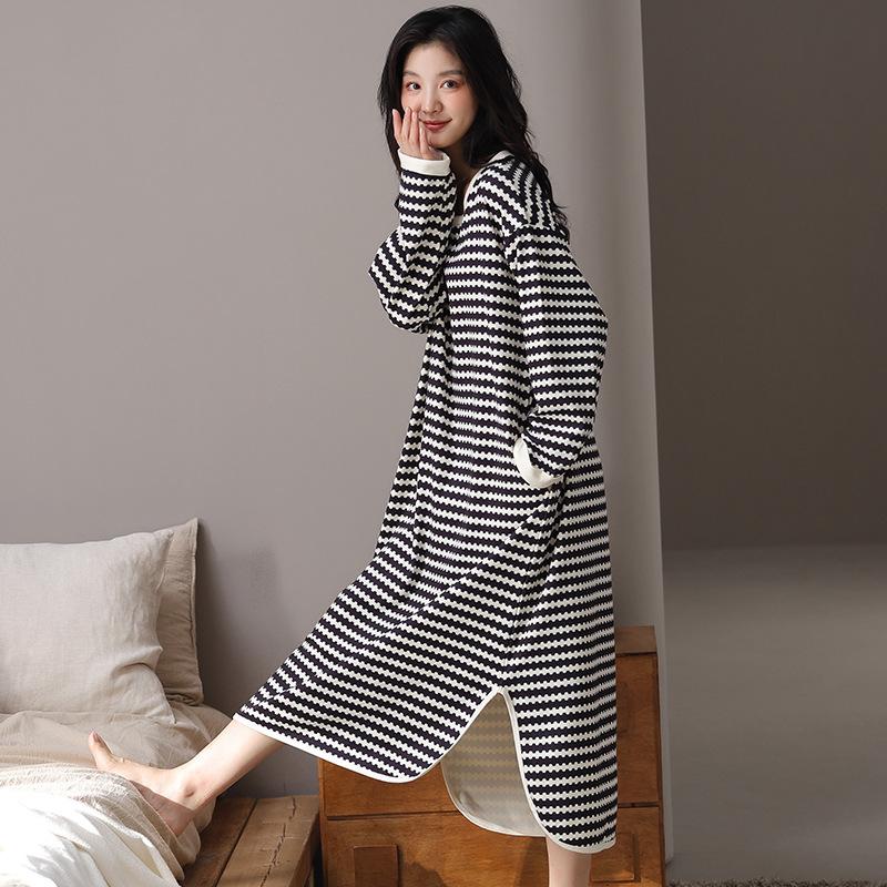 

Ночная сорочка с длинными рукавами и нагрудными вкладышами, женская осенне-зимняя пижама из немецкого вельвета с подогревом и начесом, с круглым вырезом, полосатая, для дома, свободная, длинная 2XL