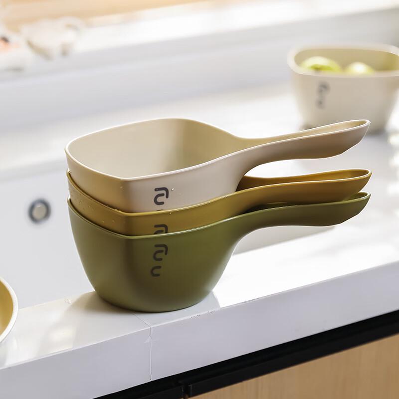 Furi Long Handle Plastic Water Ladle 5-Piece Set