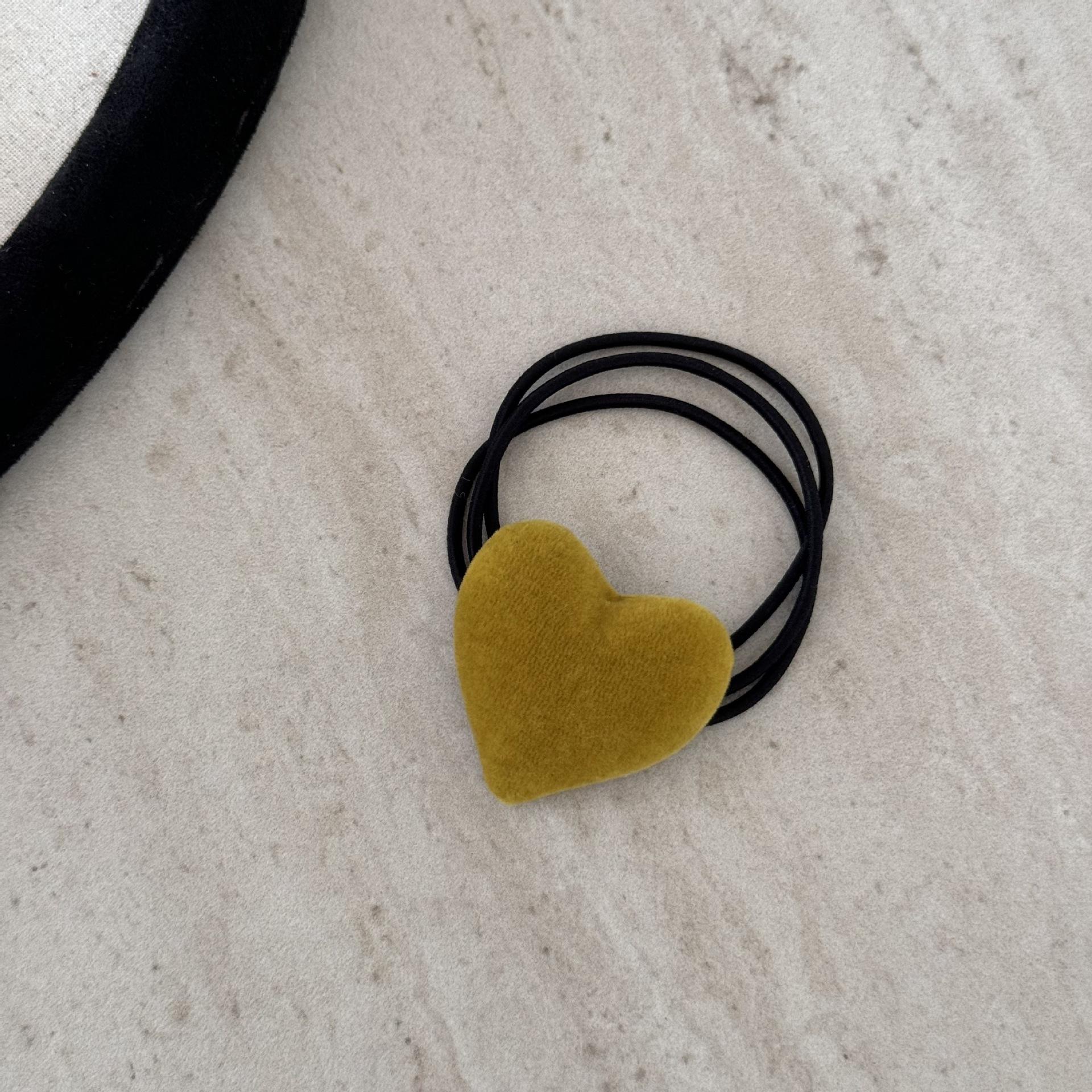 

Velvet Heart-shaped Hair Ties, High School Girls Elastic Rubber Band Hair Ties, Low Ponytail Bun Hair Ties жёлтый