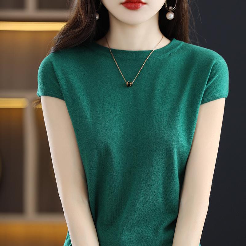 Dámský letní vlněný pletený top s krátkým rukávem a kulatým výstřihem