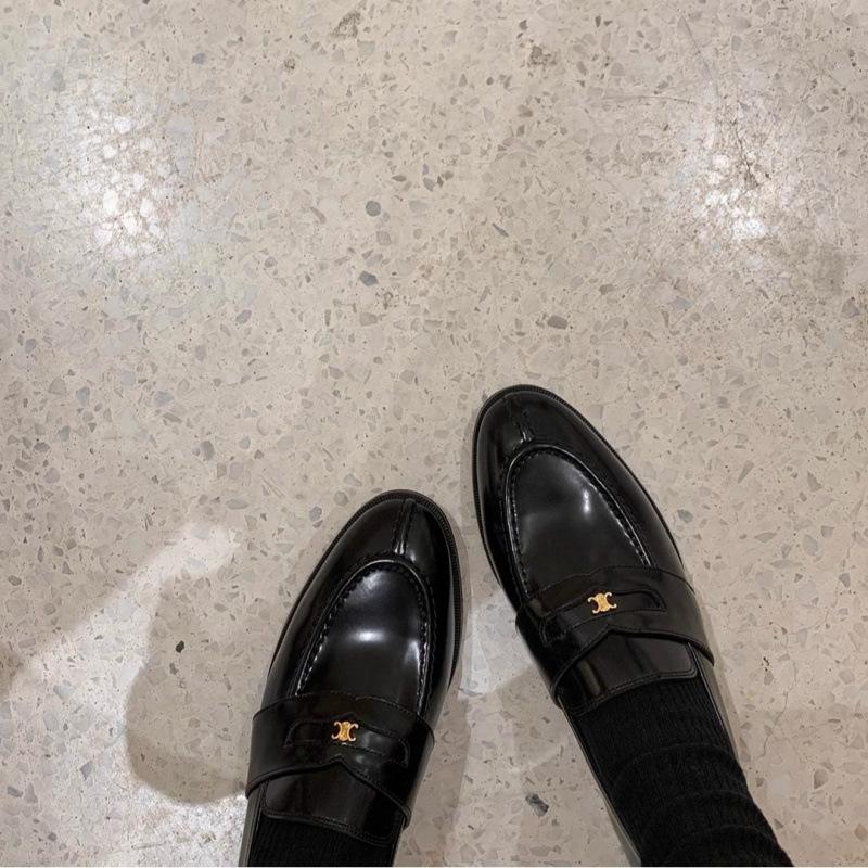 

Туфли Arc de Triomphe золотая пряжка толстый каблук одна педаль ленивые женские маленькие кожаные туфли 34