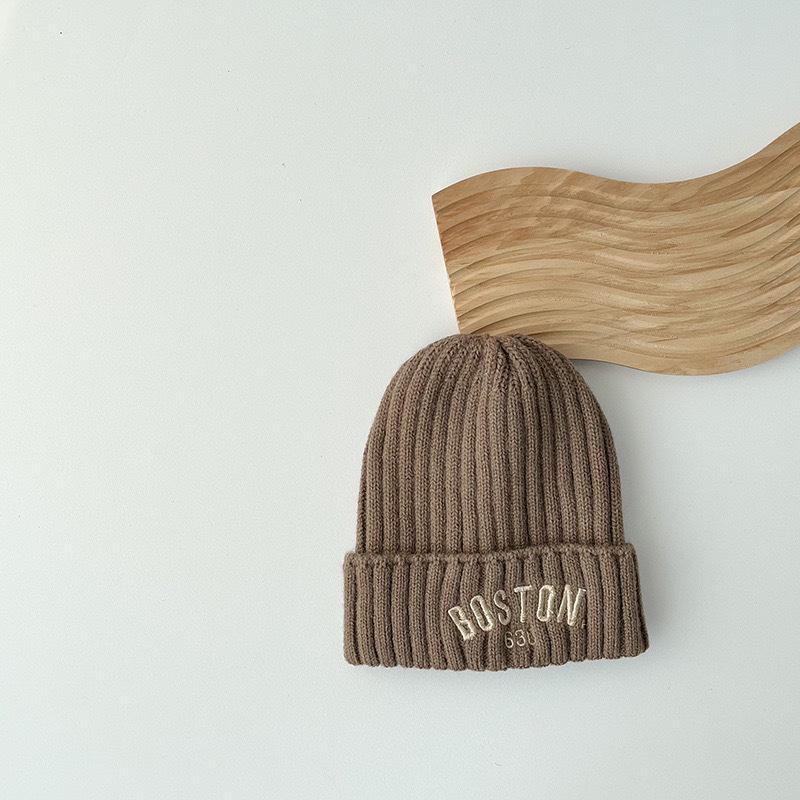 Winter Children's Knitted Hat, Retro Letter Embroidered Woolen Hat