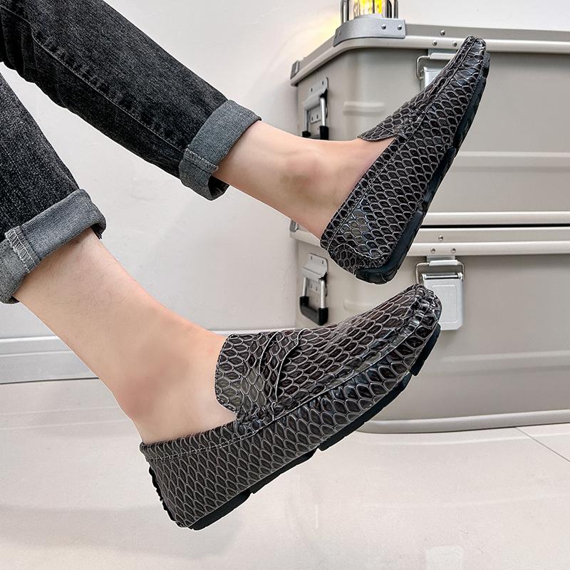 Fashion 2025 New Men Handmade Printed Beanie Shoes Fashion Soft Sole Casual Slip-On Comfort Lazy Loafers Shoes Brand Men's Driving Shoes