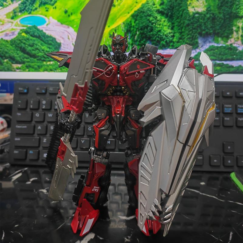 NUOVO BAIWEI 18CM Giocattoli Trasformabili TW-1024 KO SS Robot del Film Action Figure Anime Dipinta Modello Auto Regalo per Bambini TW-1032