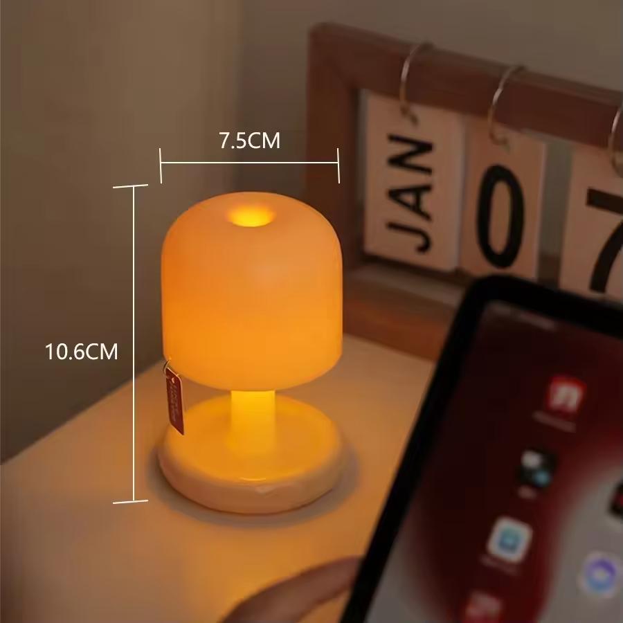 

Led Sunset Night Light Table Lamp Mini USB Rechargeable Desk Bedside Bedroom Bar Room Decor Atmosphere Mood Light Minimalist