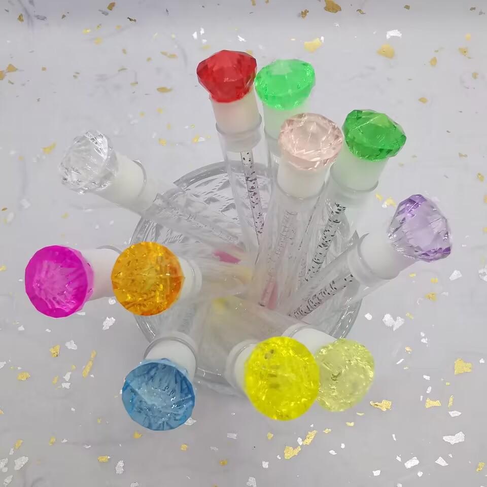 

Кисть для ресниц и бровей в стиле драгоценного камня с тубой-брелоком