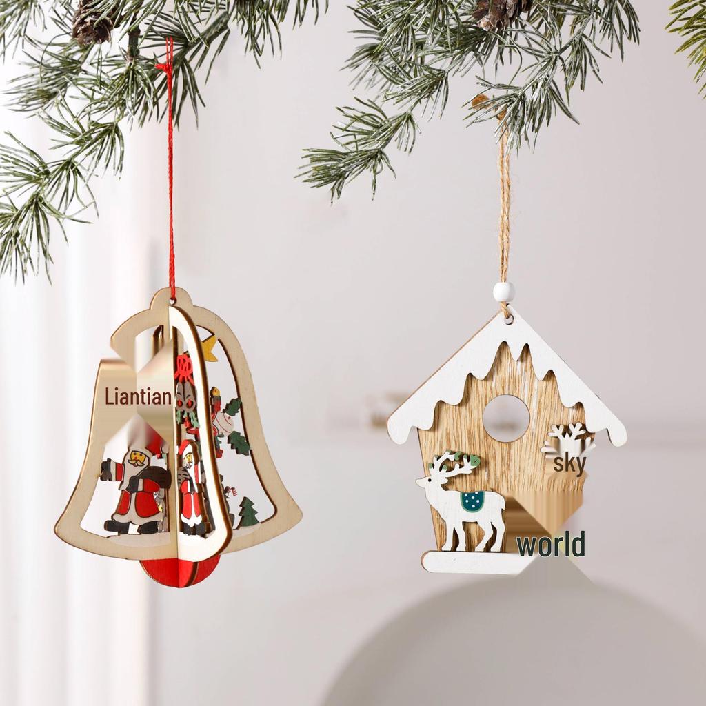 Imitation Noble Mini Christmas Wreath Car Ornament: Festive Window Display Pendant