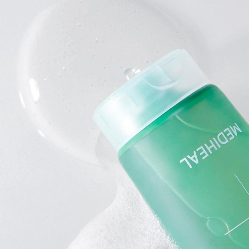 Mediheal Teebaum Beruhigender Ampullenreiniger (Derma) 200+50ml (250ml)