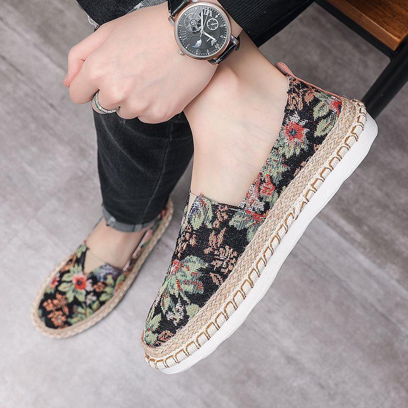 New Shoes for Men Canvas Casual Shoes Summer Trend Print Breathable Slip-on Loafers Street Cool Flat Fisherman Shoes