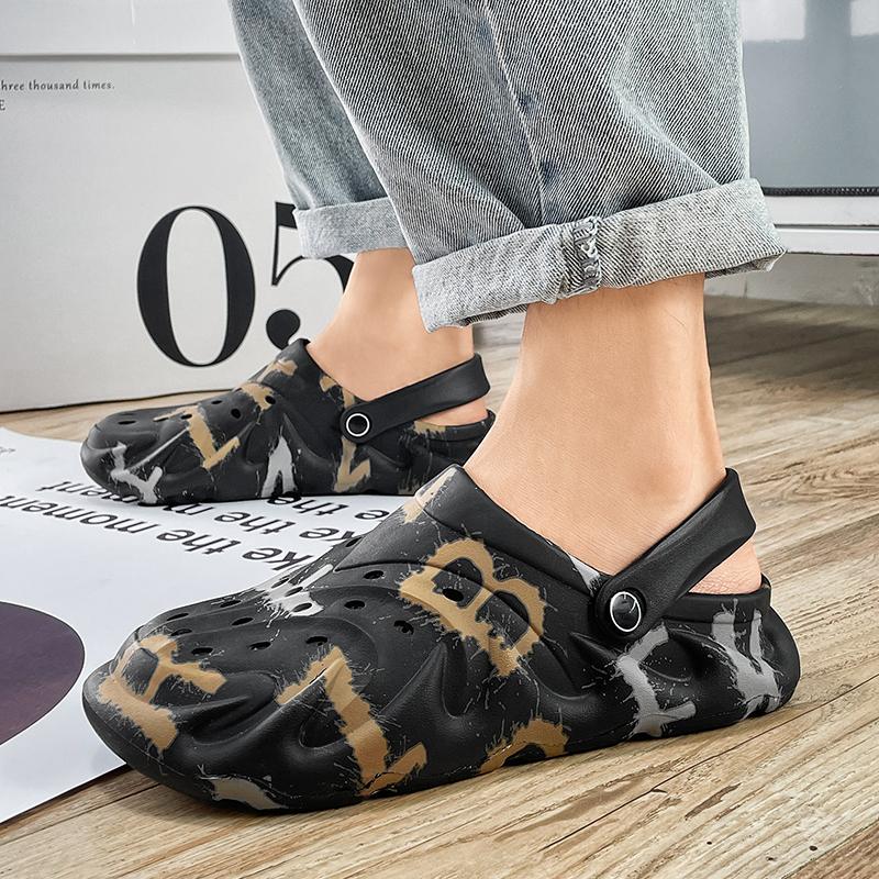 2024 Sommer Graffiti Mote Tøfler herre Flip Flops Sandal Strand Sandaler Pluss Størrelse Sko Mann Sko Flats Sandaler Fritidssko