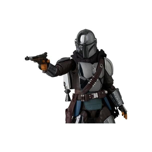 MAFEX N.256 MANDALORIANO CROMO Ver.. Altezza circa 160 mm Action Figure Dipinta