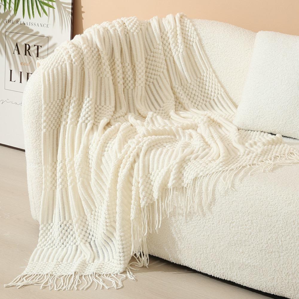 Atmungsaktive nordische Strickdecke Hautfreundliche Nickerchen-Decke Universelle Sofa-Karodecke Hotel
