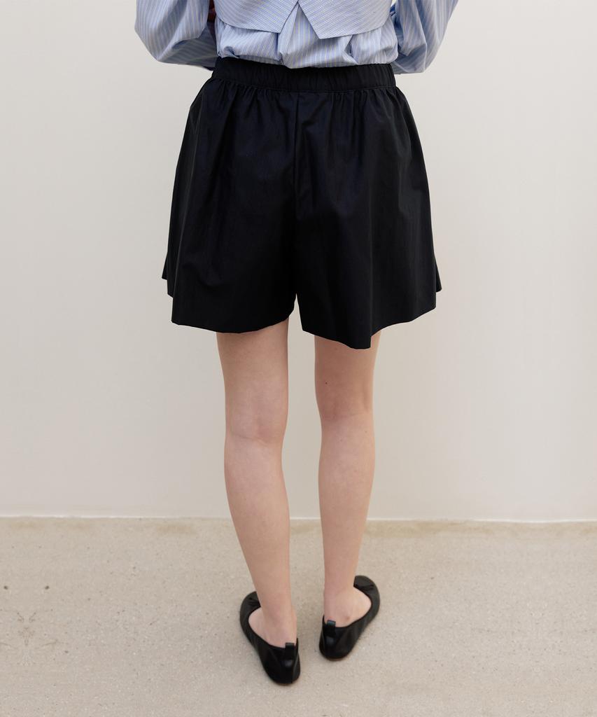 Leumeme Mouchou Volume Shorts Navy
