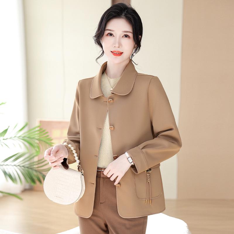 

Mom s Spring & Autumn 2026 Elegant Plus Size Windbreaker: Stylish Short Jacket for Middle-Aged & Elderly Women XL хаки