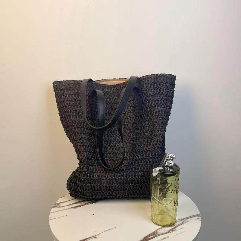 New women's straw bag fashionable and versatile travel large capacity beach bag underarm bag threedimensional large capacity
