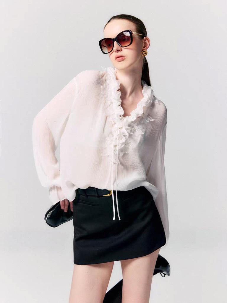 Mulberry Silk French Retro V-Neck Lace Lantern Sleeve Shirt