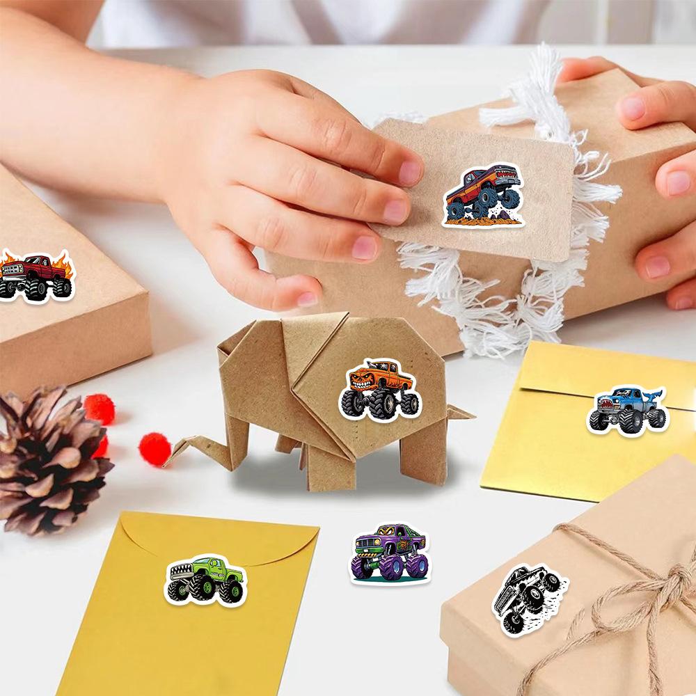 500 Pictures/roll New Tape Off-road Truck Man Account Material Decorative Envelope Seal Sticker Dots