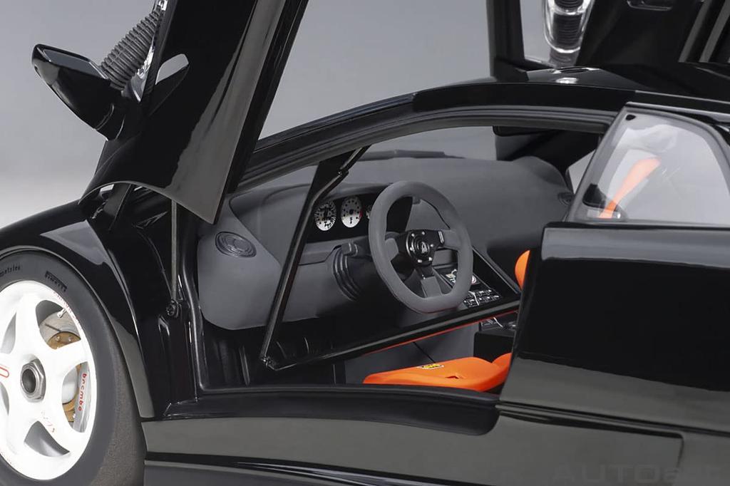 AUTOart Lamborghini Diablo DEEP Finished Product 79146 1/18 SV-R BLACK/Black