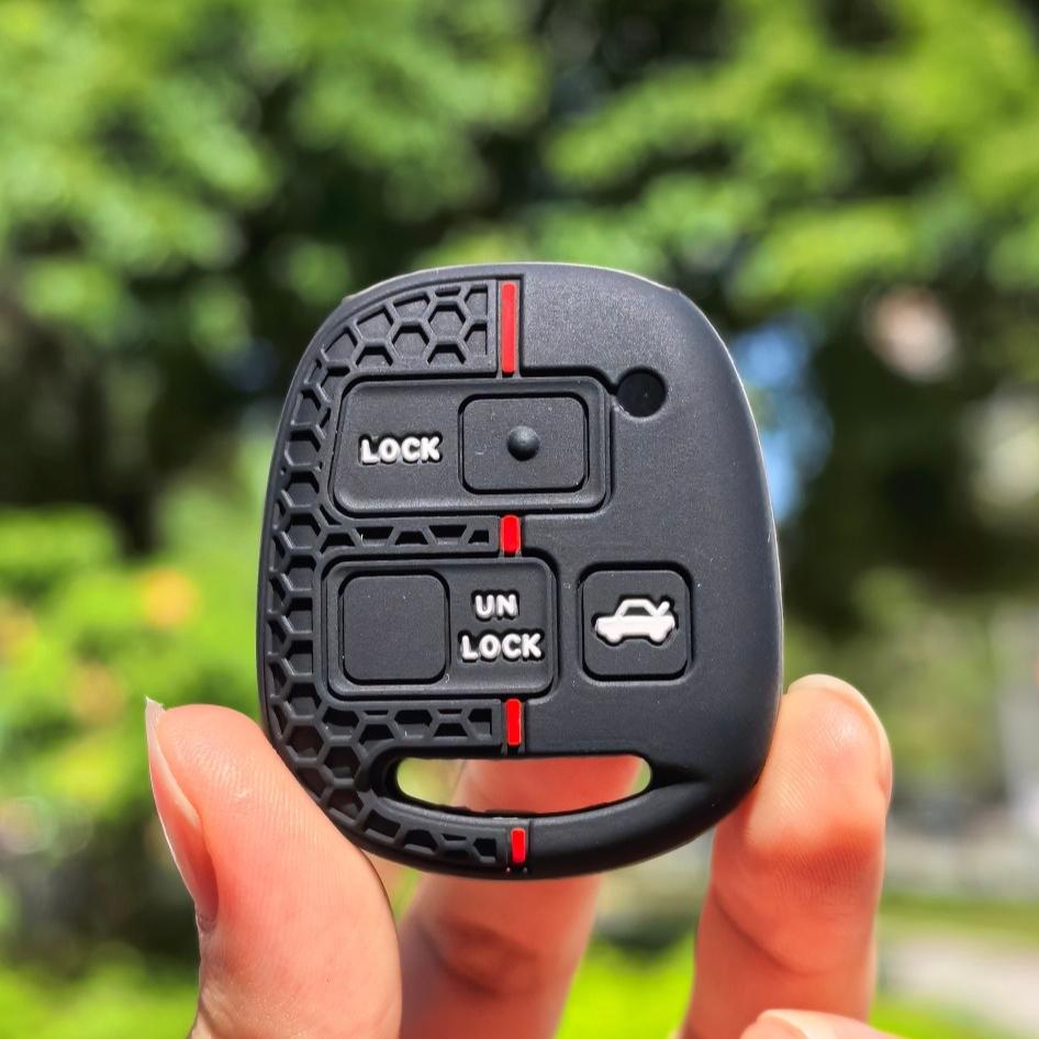3 Buttons Silicone Car Key Cover Case For Toyota Avensis Camry Corolla For Lexus Remote Key Jacket Fob Case Car styling