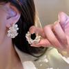 Elegant Resin Shell Geometric Flower Earrings For Women Statement Round Circle Hoop Earrings Party Wedding Jewelry Ear Buckle