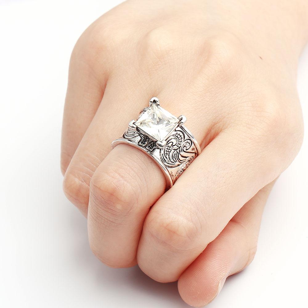 Vintage Carved Totem Pattern Joint Ring Female Boho Square Cut Zircon Wedding Engagement Ring Cocktail Party Finger Jewelry