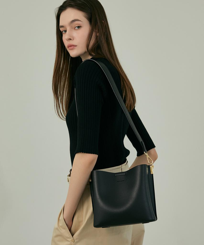 Mclanee 470 Garnel Shoulder And Crossbody Bag
