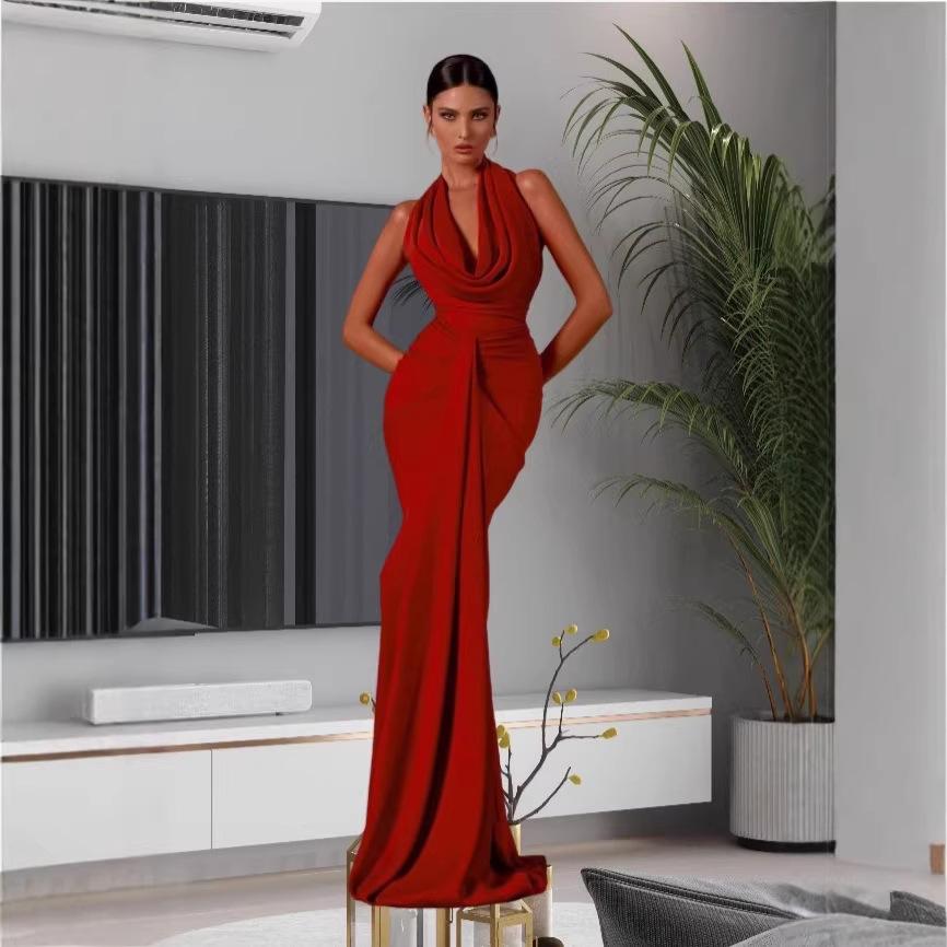 

Весна и Лето Новое Сексуальное Облегающее и Тонкое Платье с Подвеской на Шее, Открытой Спиной, Модный Однотонный V-образный Вырез, Сумка-пояс S красный