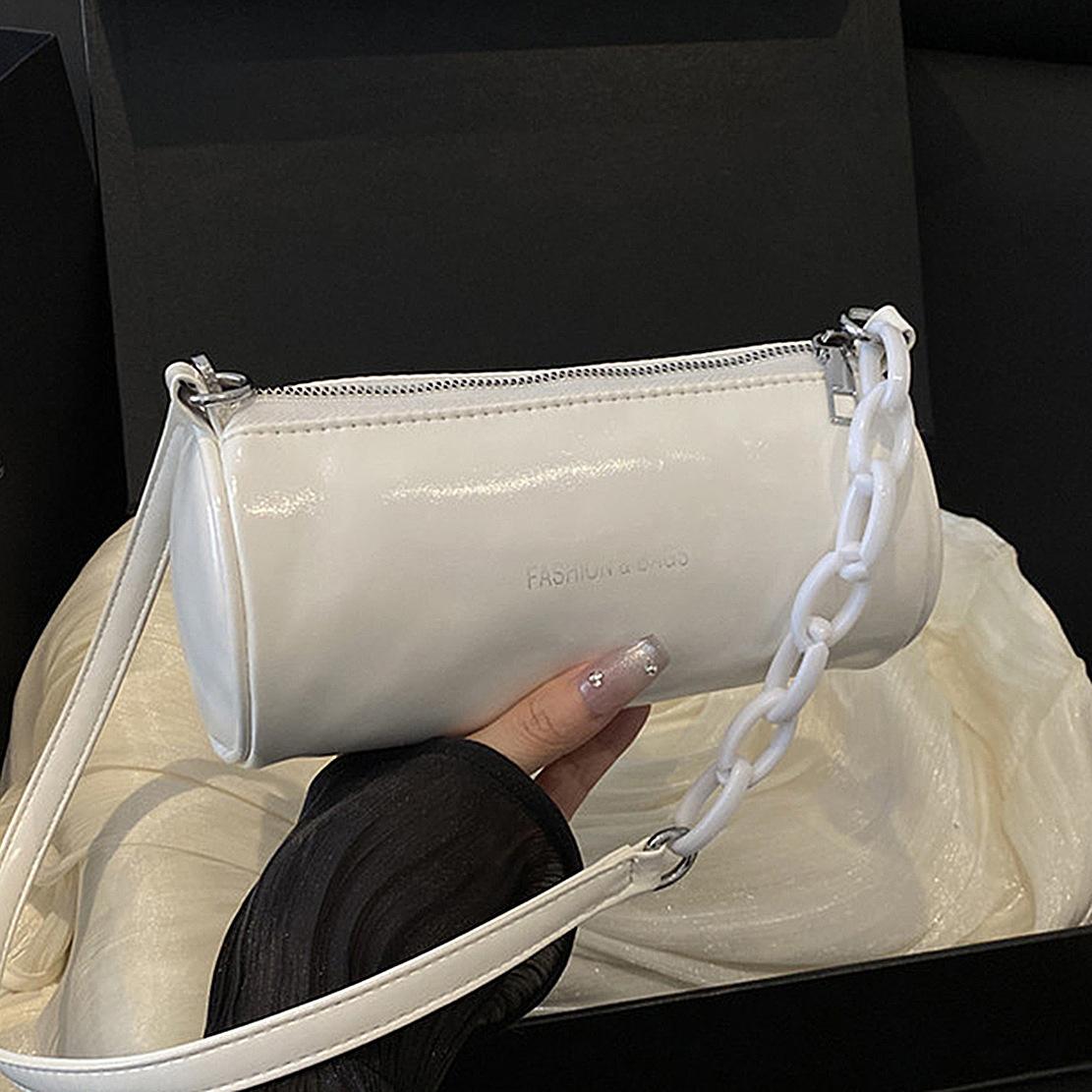 

Дизайн Тенденция Модная Сетевая Плечевая Сумка Live 2025 Красная Ниша Stream Треугольная Ручная Женская Сумка Мода Новая Косая белый