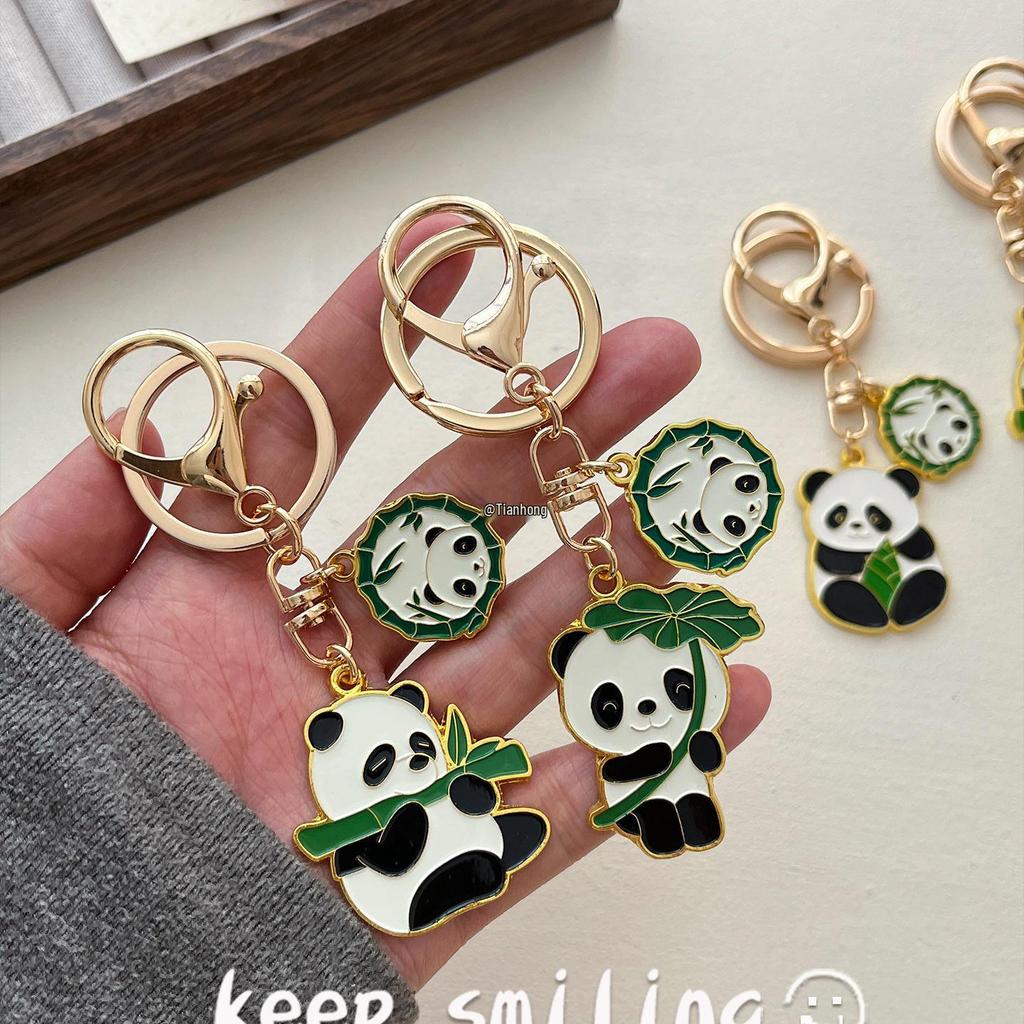 Panda Keychain: Chinese Style Cultural & Creative Cartoon Bag Pendant