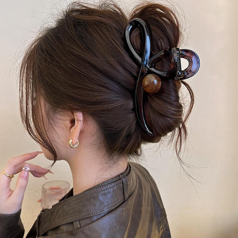Elegant Large Pearl Claw Clip for Thick Hair - 2024 Summer Shark Clip Accessory for Hair Buns