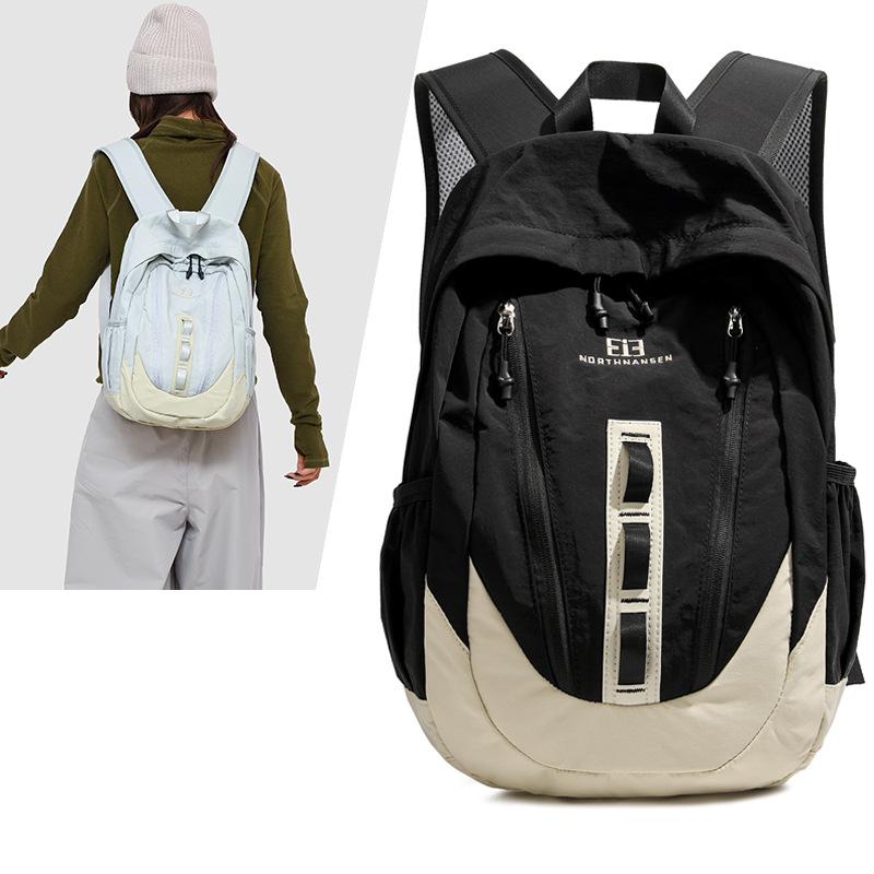 

Junior high school student schoolbag female large capacity new mountaineering backpack travel backpack чёрный