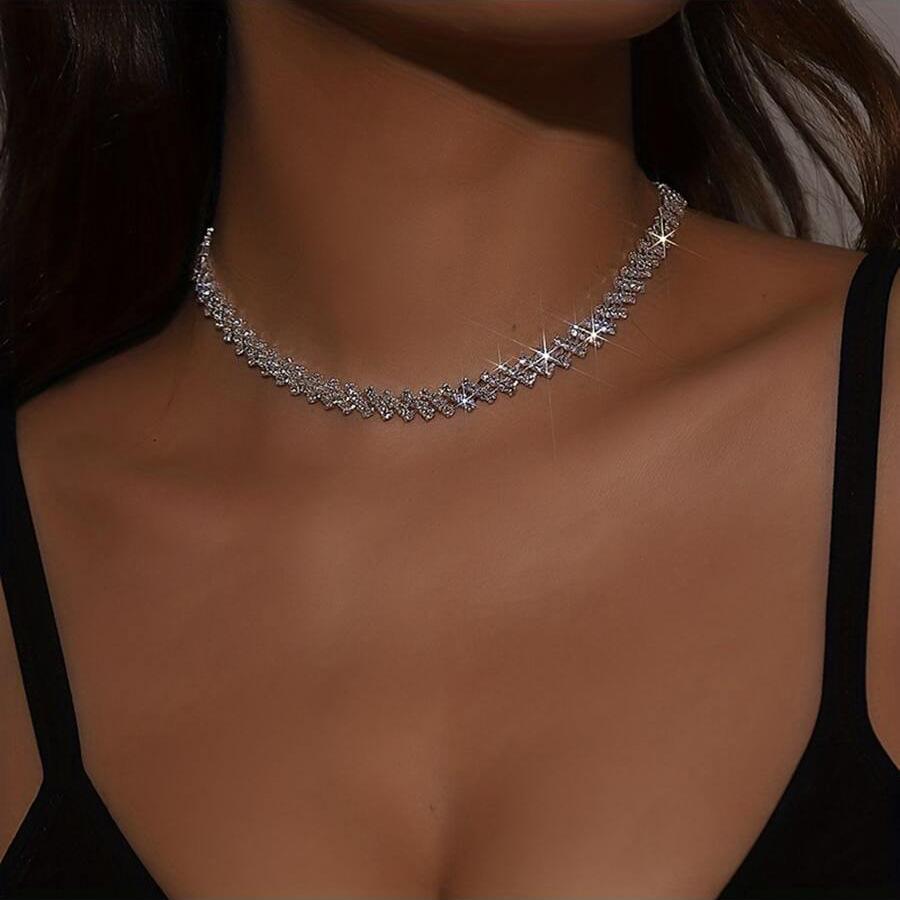 Women s Trendy Heart Choker: Versatile Full Diamond Necklace серебряный