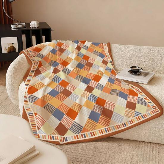 Nap Blanket for Air-Conditioned Rooms, Lightweight Flannel Throw Blanket, Double-Sided Soft Anti-Static Cozy Shawl for Home Office Travel Dorm
