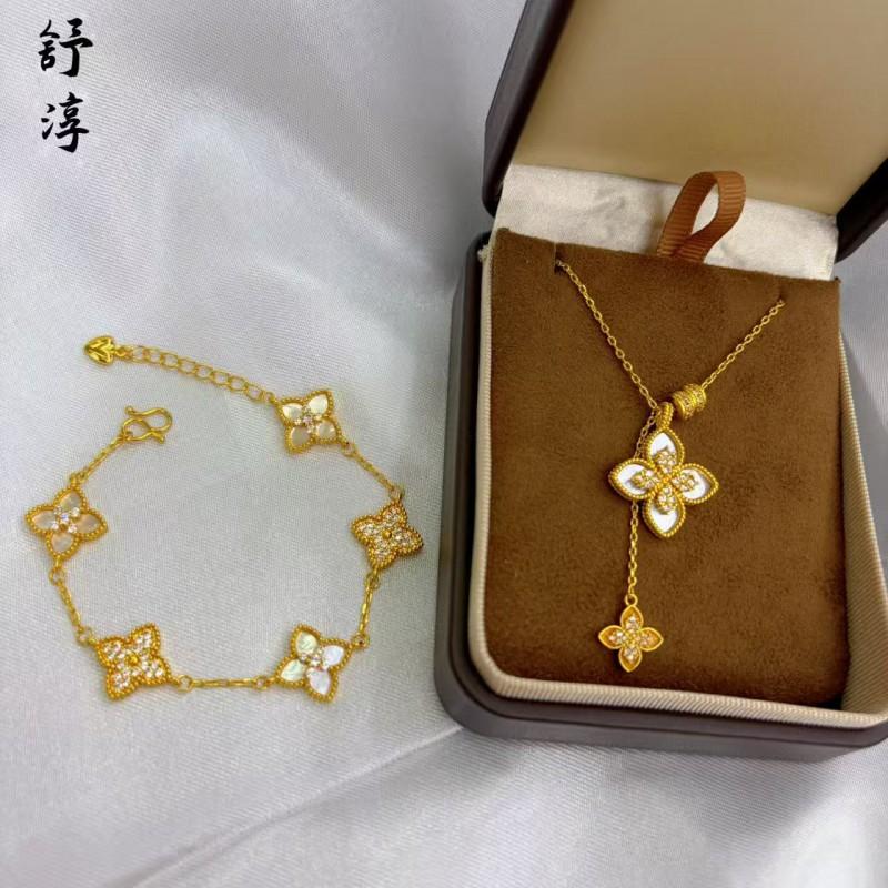 24K Gold Plated Clover Jewelry Set Women Shell Inlay New Style