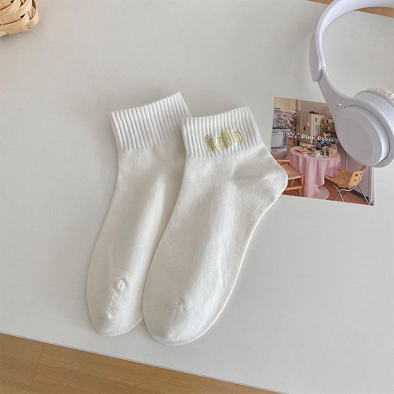 Women's Spring and Summer Embroidered Letter Solid Color Cotton Sweet and Versatile Short Socks