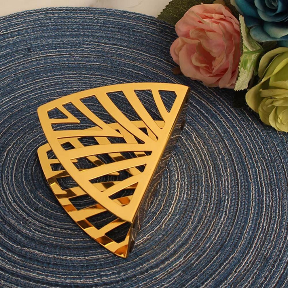 Non-slip Bottom Iron Art Paper Towel Holder Hollow Desktop Tissue Stand  Home