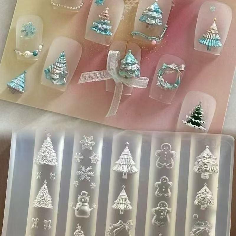 1 Piece Cute Christmas Nail Art Molds Exquisite Template For Nail Making 3D Manicure Diy Decoration Tools Silicone Stencilc