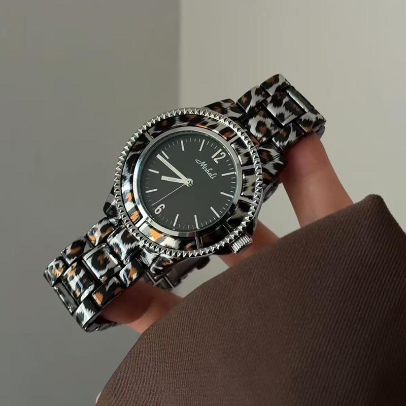 Leopardenmuster-Uhr für Damen, Vintage-Quarzuhr, High-End und luxuriöse Armbanduhr, Kleine goldene Uhr, Trendige Damenuhr.