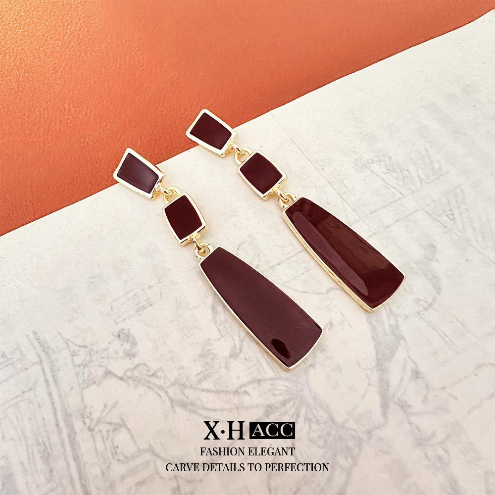 Vintage Bow Earrings: Timeless, High-End Retro Fashion Accessory