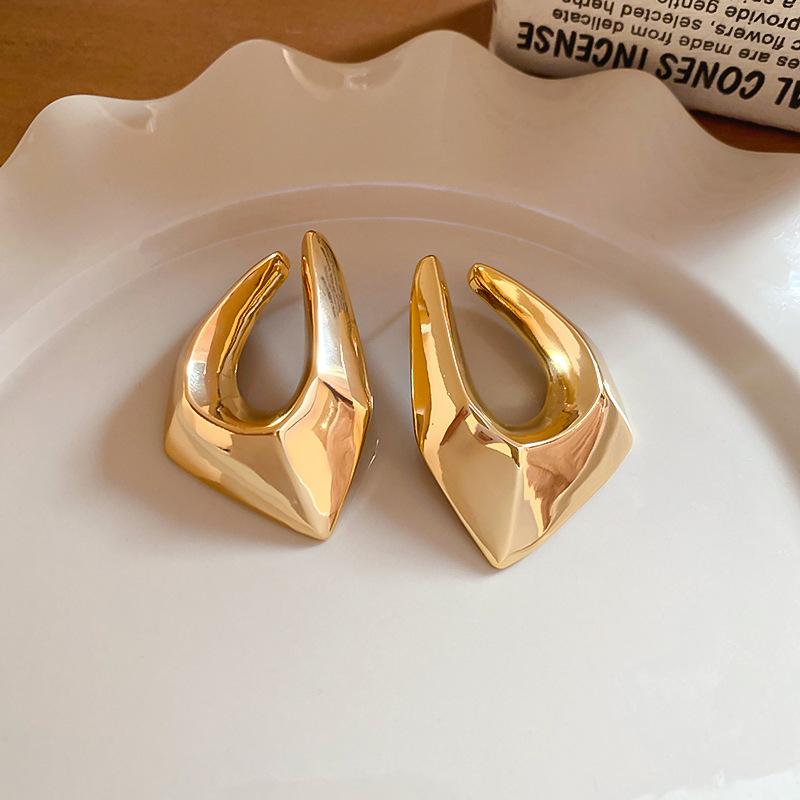 Real gold electroplating exaggerated irregular geometric stud earrings European and American fashion earrings earrings