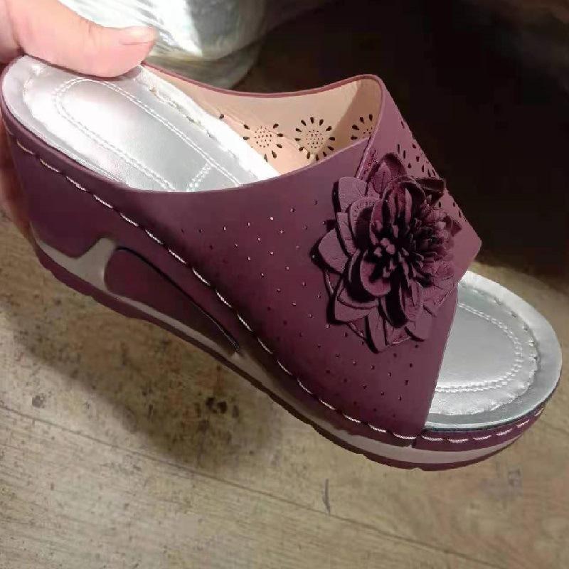 Foreign Trade Large Size Flower Slope Heel Cool Slippers Women's 2025 Spring and Summer New European and American Fashion Casual Cool Slippers Women