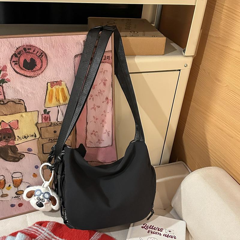 Niche design small backpack for women2026New lightweight casual commuter crossbody bag for students attending classes