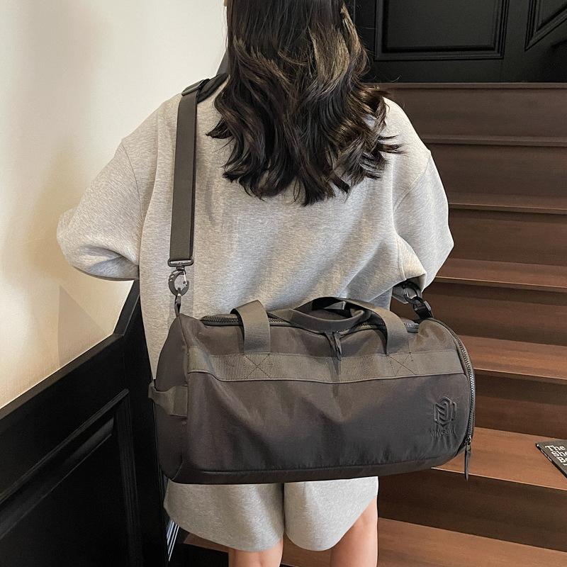 Dry and Wet Separation Large Capacity Gym Bag Swimming Sports Bag Short-Distance Travel Bag with Separation Shoes Bags