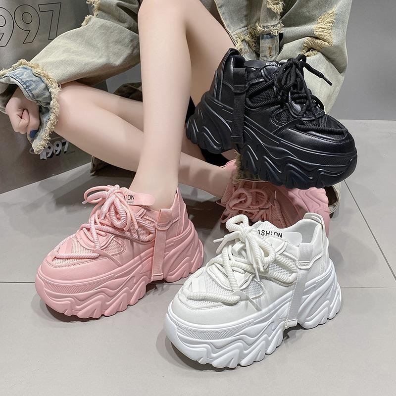 Fashion Women Platform Casual Breathable Mesh Shoes 2024 New Summer Chunky Sneakers 8CM Wedges Hidden Heels Hollow Leisure Shoes Woman